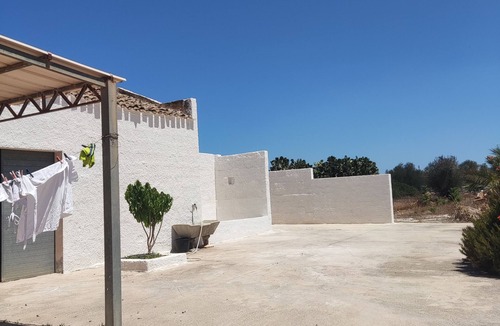 Marsala House | Comfortable facility in quiet setting. Large outdoor space, a few kilometers from the sea
