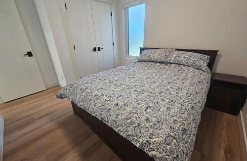 Montgomery House | Comfortable Home Near Hospitals and Parks