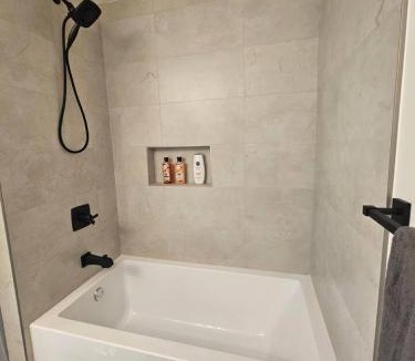 Montgomery House | Comfortable Home Near Hospitals and Parks