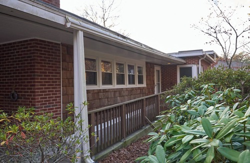 Rocky Mount House | Comfortable Waterfront living in Rocky Mount