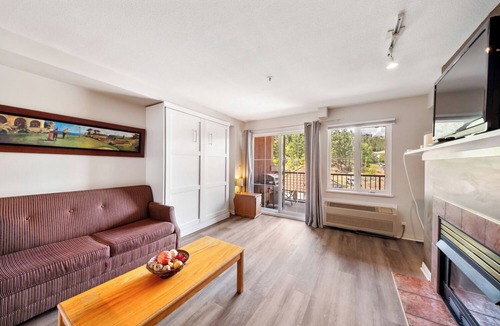 Quail Ridge Apartment | Comforts of Home! - 210A