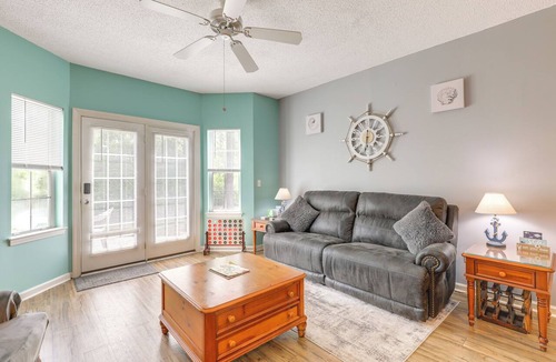 Red Hill Condo | Community Pool & Tennis Court: Myrtle Beach Condo