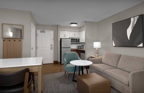 Morrisville Condo | Complimentary Breakfast Buffet + Free Wi-Fi | Close to Research Triangle Park