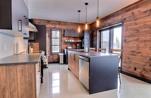Saint-David-de-Falardeau Apartment | Condos Monts-Valin - 51, rue du Sommet (Valinouët)