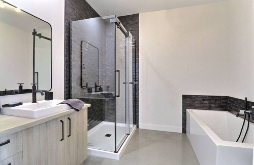 Saint-David-de-Falardeau Apartment | Condos Monts-Valin - 29, rue du Sommet (Valinouët)