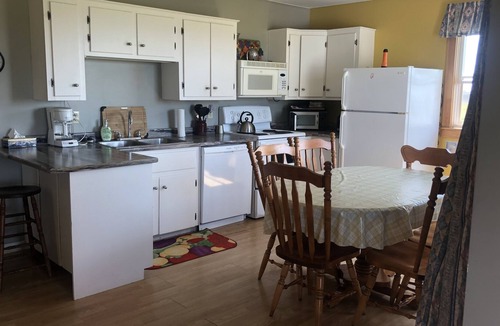 Charlotte's Shore Cottage | Confederation Bridge view Cottage open all year