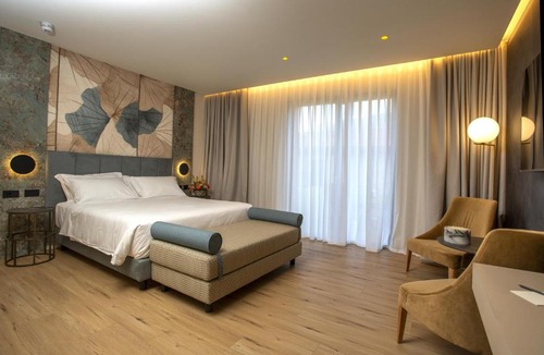 Comero Resort | Continental Golf Resort