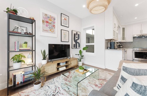 Fraserview House | Convenient 3 Bedroom in Heart of East Vancouver