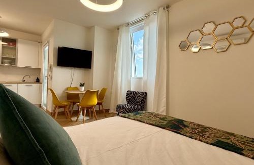 Latina Apartment | Corbusier 39