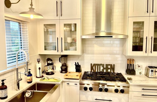 West Side House | Corkscrew Willow Estate - 2010 Olympic Award Winning and Vancouver's Top Rated!