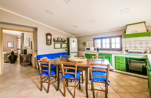 Castellammare del Golfo Apartment | Cosy apartment for 7 people with pool, A/C, WIFI, TV and balcony