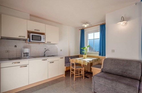 Terento Apartment | Cosy Apartment “Treyer 2 Typ A” with Mountain View, Balcony & Garden