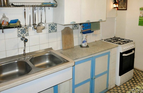 Santa Domenica Apartment | Cosy apartment for 5 people with WIFI, patio and pets allowed