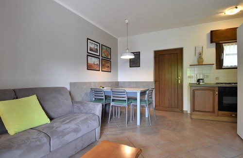 Vesta House | Cosy apartment in villa for 5 people with WIFI, TV, terrace and pets allowed