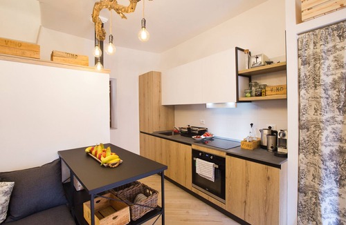 Nemi House | Cosy Nemi - Guest House