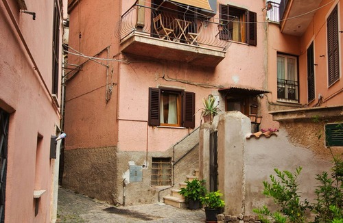 Nemi House | Cosy Nemi - Guest House