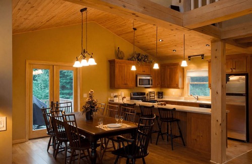 Utterson Cottage | Cottage 30 | Pet-Friendly Forest View Muskoka Cottage Sleeps 6