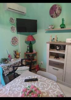 Graniti Apartment | Cottage Gole Alcantara Sarino