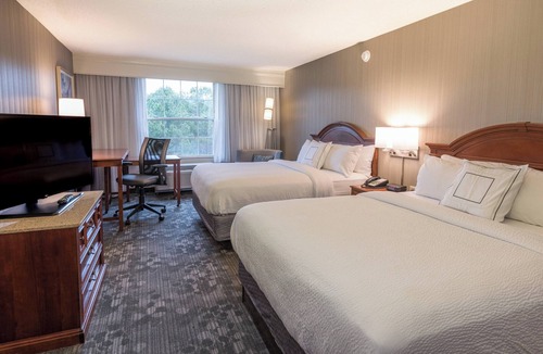Chapel Hill Hotel | Courtyard by Marriott Chapel Hill