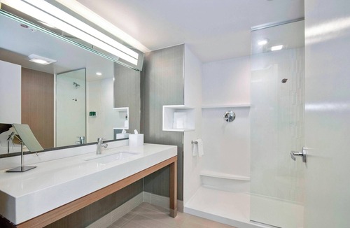 Morrisville Hotel | Courtyard by Marriott Raleigh Cary/Parkside Town Commons