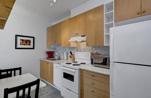 Carleton Place Apartment | Cozy 2-Level Retreat in Carleton Place