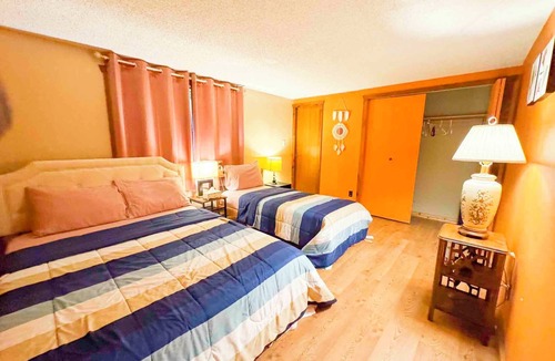 Langley Other | Cozy 5BR Farmhouse w/Pool, Hot Tub, Sauna & More!