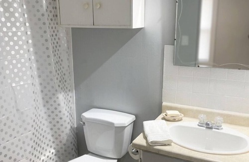 Saint Thomas Apartment | Cozy and fully furnished apartment in the heart of St. Thomas