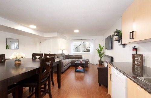 Willoughby House | Cozy Basement in Langley – Sleeps 6