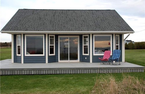 Miminegash Cabin | Cozy Cabin next to the Beach on Prince Edward Island, Canada