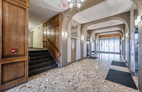 Dalhousie Condo | Cozy Calgary Getaway with Mountain Views & Pool Access