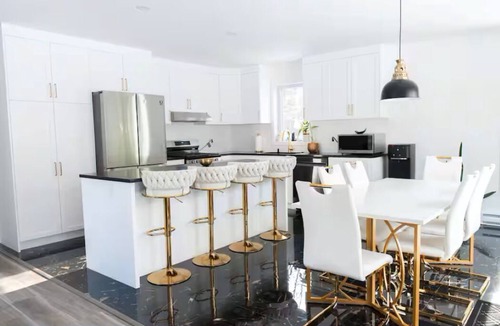 Brownsburg-Chatham Cottage | Cozy Cottage — Getaway in Quebec