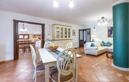 Partinico House | Cozy Home In Partinico