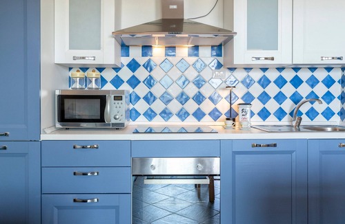 Trinita d'Agultu Apartment | Cozy Apartment 13 with Sea View