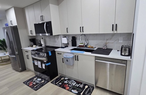 Southwest Calgary House | Cozy Modern & Spacious 2- Bedroom Southwest Calgary.