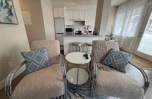 Sooke Apartment | Cozy Ocean Gateway Guess Suite on Spirit Bay w/full kitchen. Pet-Friendly!