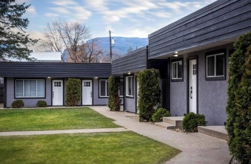 Revelstoke Apartment | Cozy Suites! Great Location! Spirit Bear