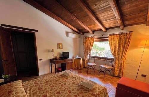 Ventimiglia di Sicilia Bed & Breakfast | Crapalicca Agriresort