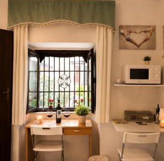 Graniti Apartment | Cuore di Zagara Romantic House near Taormina