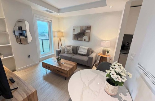 North End Apartment | Cute & Cozy 1 BR in HFX with 6 appliances & gym