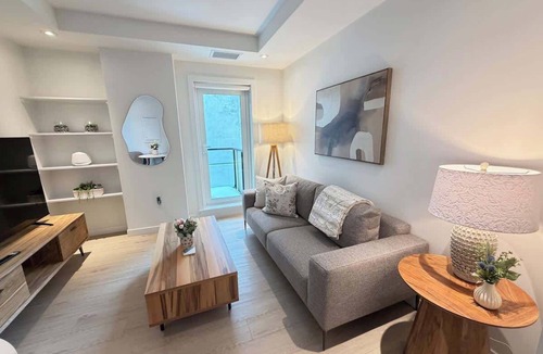 North End Apartment | Cute & Cozy 1 BR in HFX with 6 appliances & gym