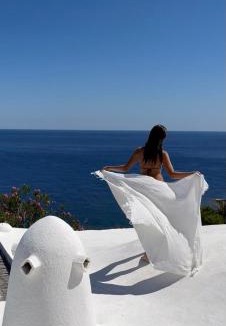 Martingana House | Dammuso dei Turchi by the ocean