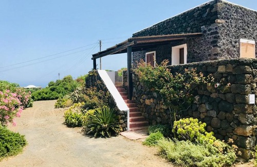 Pantelleria House | Dammuso "La Catalana"