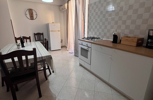 Balestrate Apartment | DANIELE HOUSE WITH SEA VIEW .€200,00. WIFI INTERNET FREE!