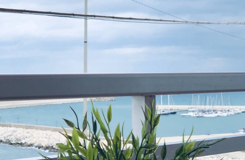 Balestrate Apartment | DANIELE HOUSE WITH SEA VIEW .€200,00. WIFI INTERNET FREE!