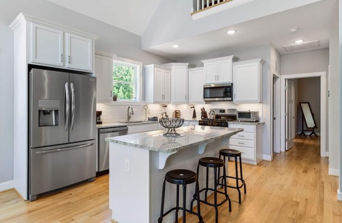 Macon House | Deep Water, Heated Pool, Firepit, Deep Water, Kayaks, Pool Table, Sundeck