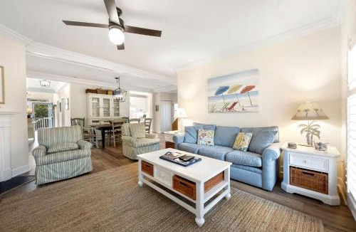 Debordieu Colony House | Delightful Luminous Cottage in Georgetown, South Carolina