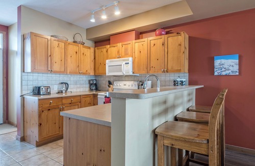 Silver Star Mountain House | Deluxe 3 Bedroom/3 Bath Townhome, Garage, Laundry, Close to Village and Trails