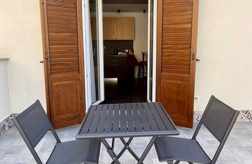 Bagheria Apartment | Deluxe Quadruple Loft Studio with Terrace