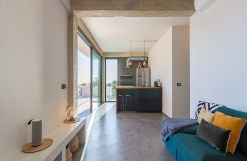 Ragusa House | Demetra, modern villa with swimming pool and sea view