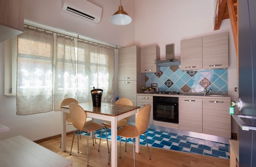Oristano Historic Centre Condo | Dependence 1 Maison Belle èpoque & suites